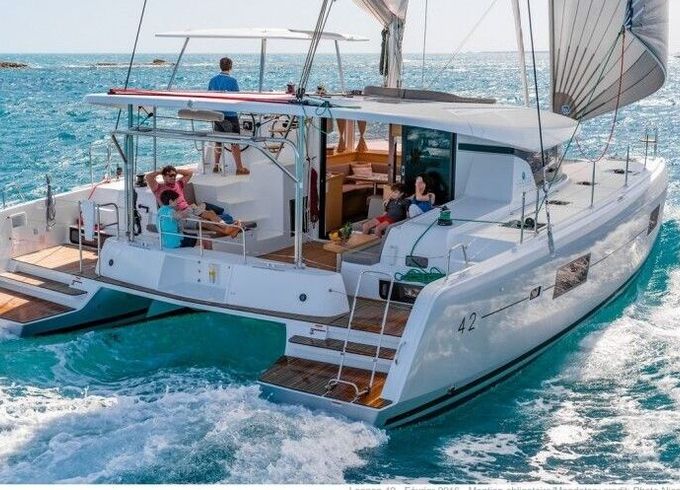 Catamaran Lagoon 42 12m