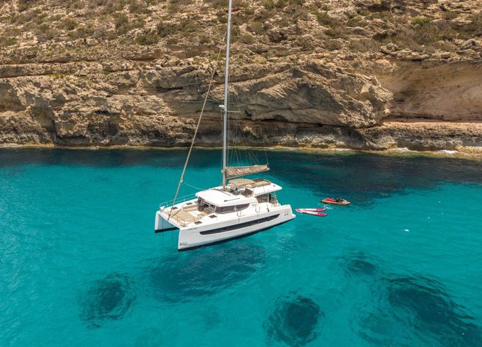Catamaran Bali 4.4 13.75m