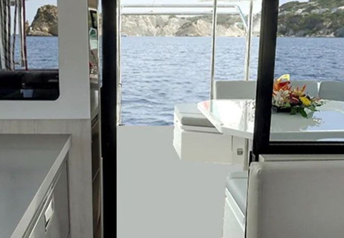 Catamaran Sunsail 454L 13m