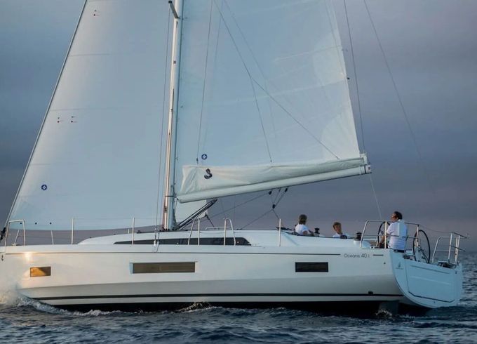 Sailboat Oceanis 40.1 /4cab 12m