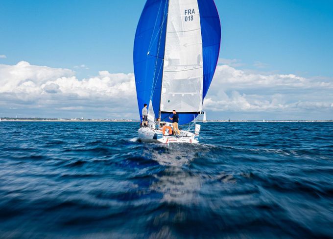 Sailboat Jeanneau Sun Fast 30OD 10m