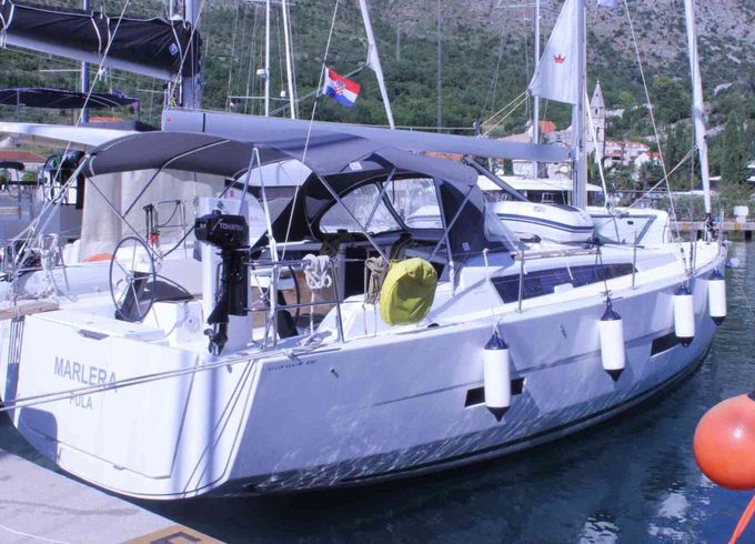 Sailboat Dufour 430 Grand Large (Marlera) 13.24m