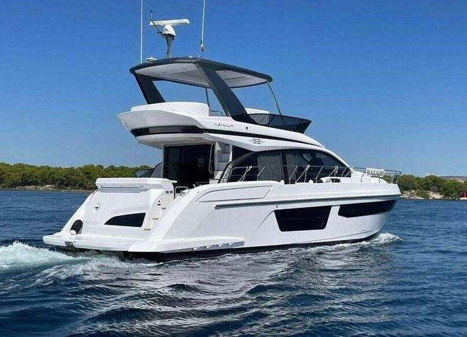 Motorboat Azimut 53 Fly 1450hp