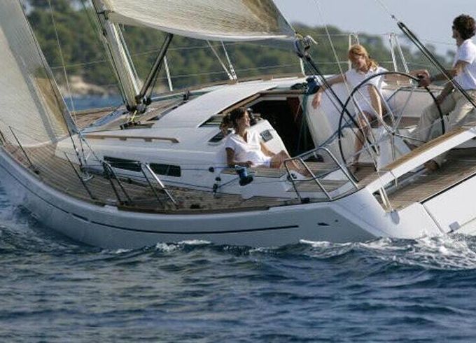 Sailboat Dufour Yachts Dufour 34 - 3 cab. 10.28m