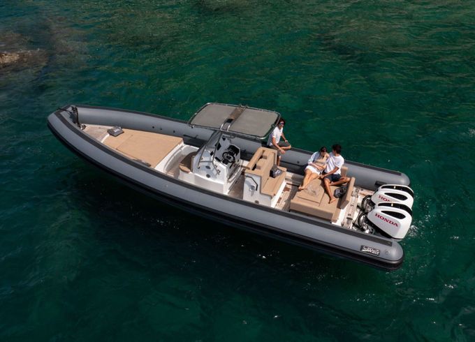 Motorboat Sea water Phantom 300 500hp