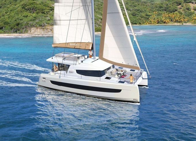 Catamaran Catana Group Bali 4.4 - 4 + 1 cab. 13m