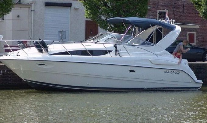 Motor yacht Bayliner 3055si ciera sunbidge 320hp