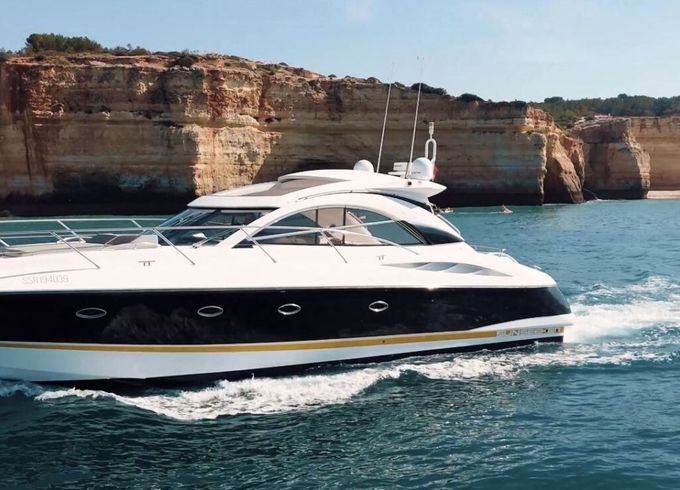 Motorboat Sunseeker Camargue 50 HT 1430hp