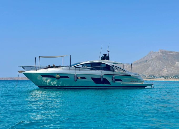 Motor yacht Pershing 7X 3600hp