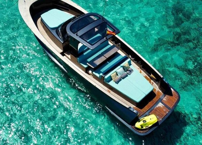 Motor yacht Alen 42