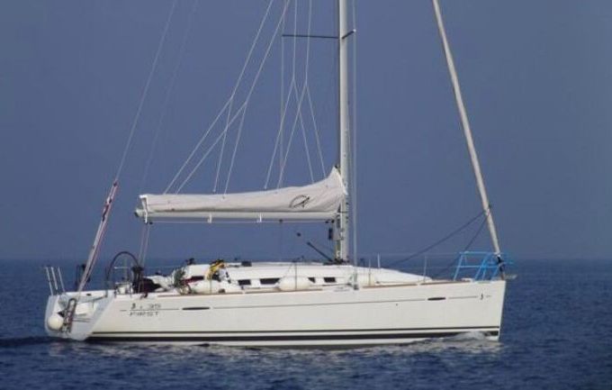 Sailboat BENETEAU FIRST 35 10.85m