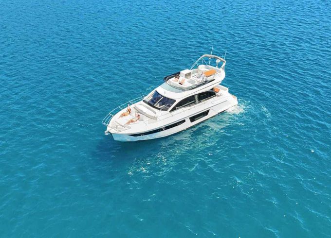 Motor yacht Azimut 56 fly 1900hp