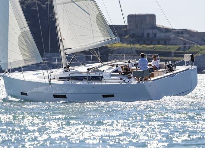 Sailboat Dufour Dufour 430 Grand Large 13.24m