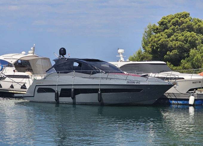 Motorboat Grginić Jahte Mirakul 40 680hp