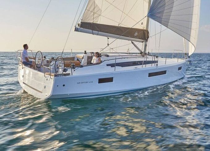 Sailboat Jeanneau Sun Odyssey 410 12m