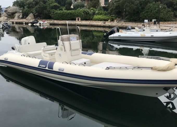 RIB FLYER 747 200hp