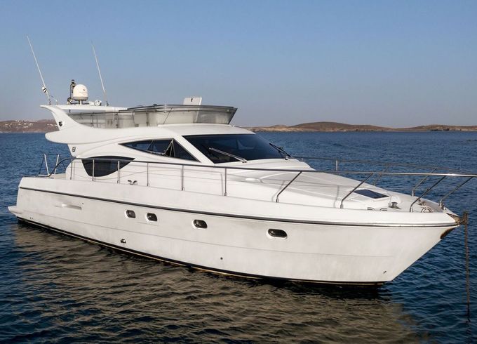 Motor yacht Ferretti 48 1150hp