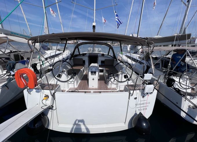 Sailboat Jeanneau Sun Odyssey 440 13m