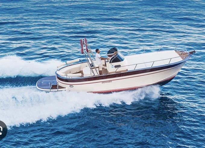 Motorboat Acquamarine Sport 600hp