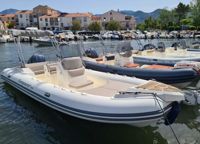 RIB Capelli Capelli Tempest 700 225hp