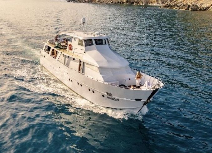 Motor yacht Baglietto Motor yacht Navetta 680hp