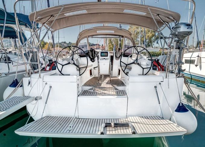 Sailboat Jeanneau Sun Odyssey 419 - 3 cab. 12m