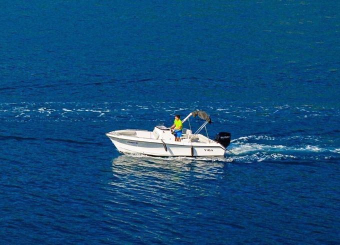 Motorboat Viga Ultra 22 150hp
