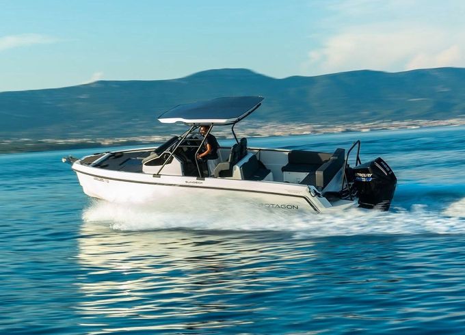 Motorboat Protagon 25 Sundeck 250Hp Yamaha 2026 250hp