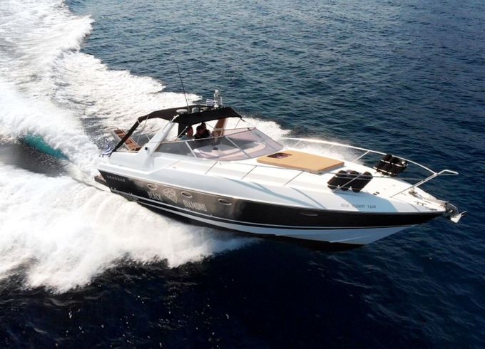 Motorboat Sunseeker 38 Martinique 500hp