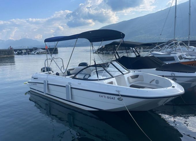 Motorboat BAYLINER ELEMENT E7 150hp