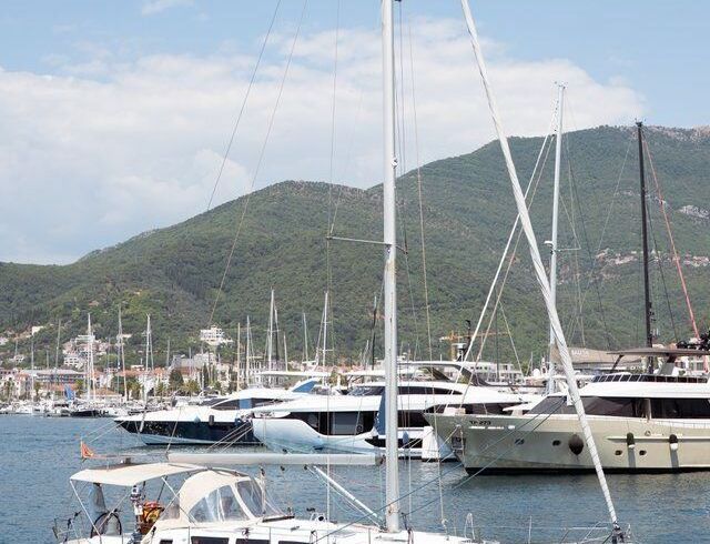 Sailboat Jeanneau 40.3 12m