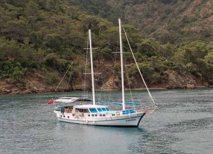 Gulet Custom built gulet with a capacity of 12 people Ketch gulet 24m