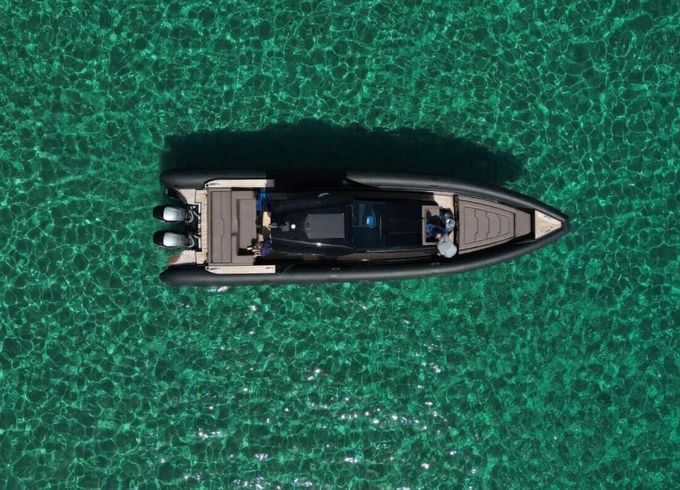 RIB Technohull Explorer 40 700hp