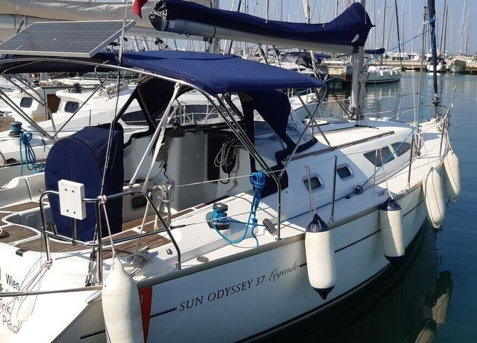 Sailboat Jeanneau Sun Odyssey 37 11.47m