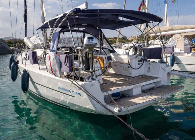 Sailboat Dufour Yachts Dufour 382 GL 11m