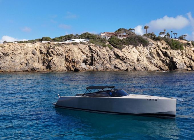Motorboat Vandutch Van Dutch 40 840hp