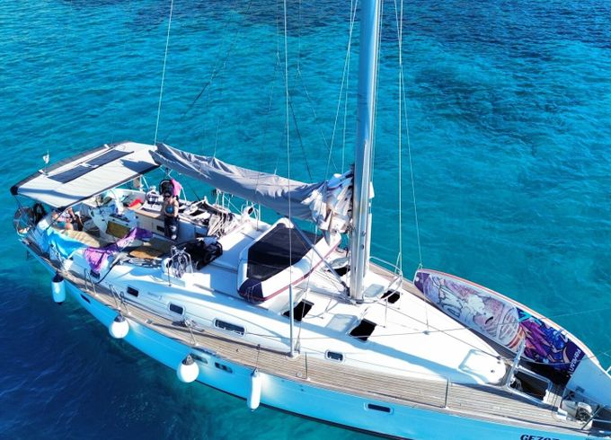 Sailboat Beneteau Oceanis Clipper 461 14m