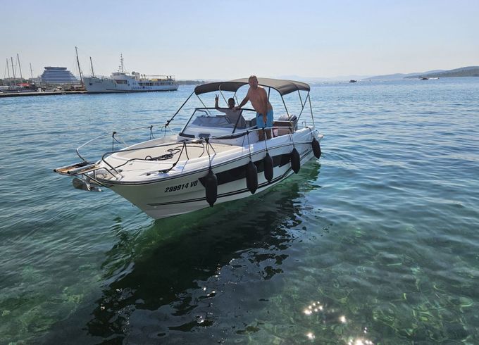 Motorboat Jeanneau Cap Camarat 7.5 Wa 300hp