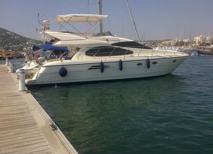 Motorboat Princess 45 Fly 970hp