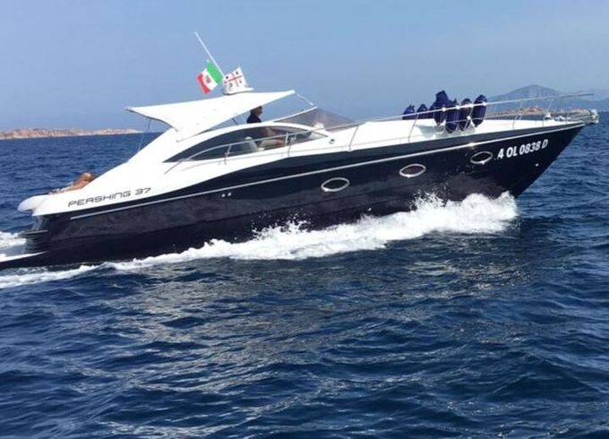 Motorboat Pershing 37 740hp