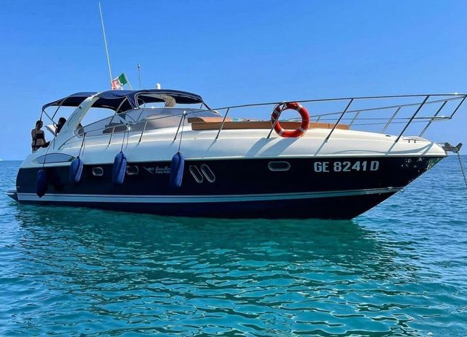 Motorboat Airon Marine 388 520hp