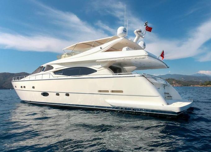 Motor yacht Ferretti 760 3100hp