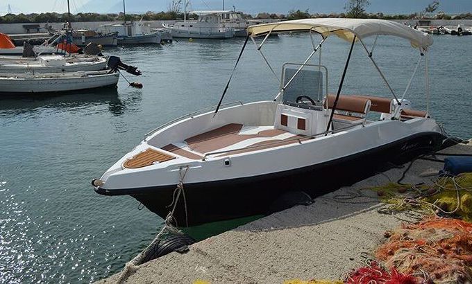 Motorboat Nireus Pleasure 53 30hp