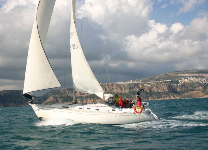 Sailboat Dufour Yachts 43 classic 13m