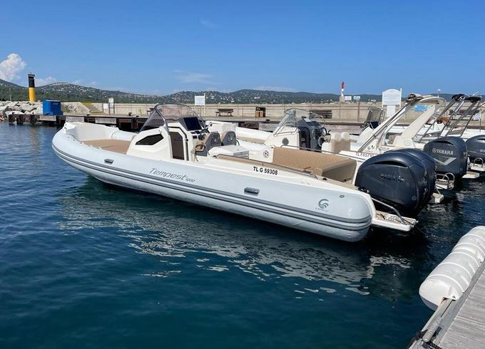 RIB CAPELLI TEMPEST 1000 600hp