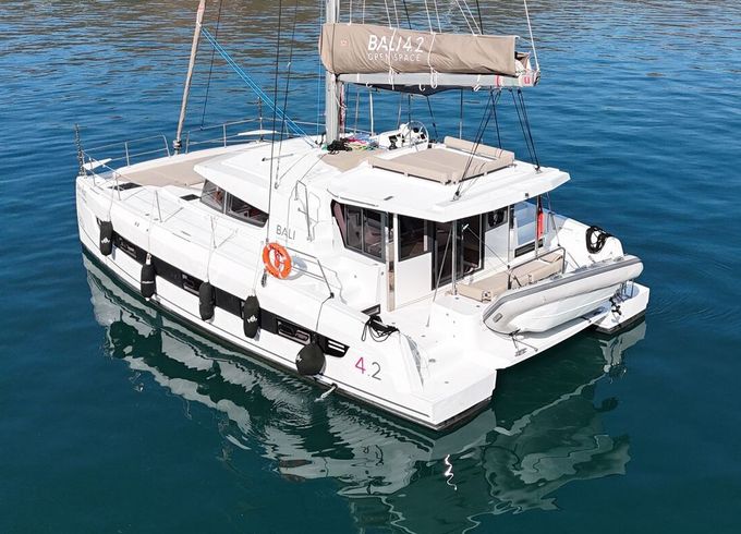 Catamaran Bali 4.2 12m