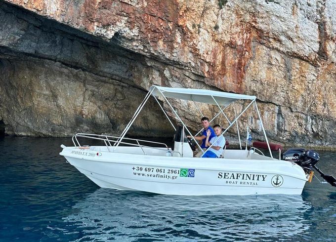 Motorboat Karel Paxos 2025 30hp