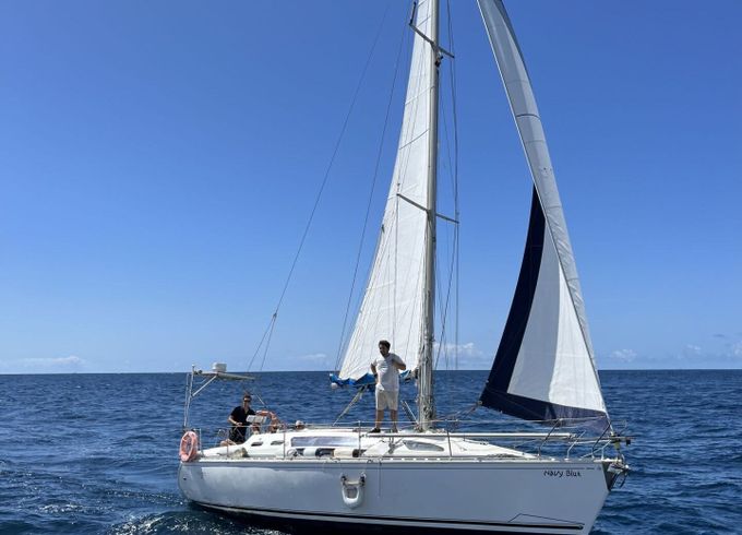 Sailboat JEANNEAU SUN LIBERTY 34 9.98m