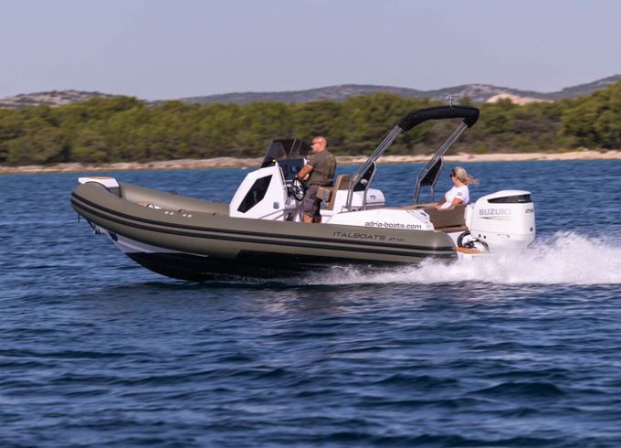 RIB Italboats Predator 700T 250hp