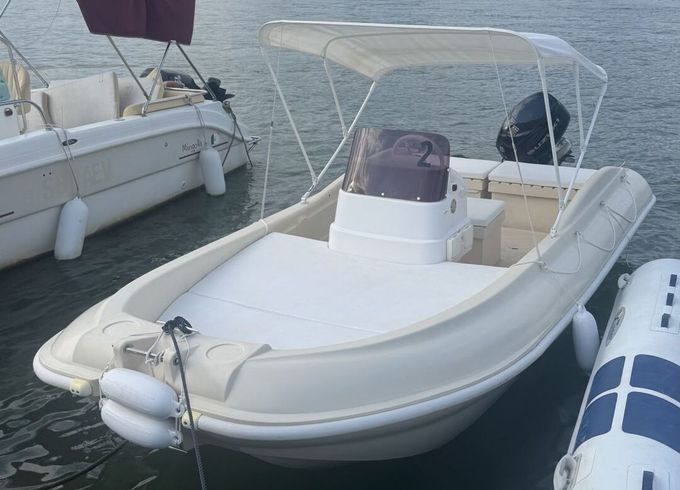 Motorboat Maeco Fenice500 40hp